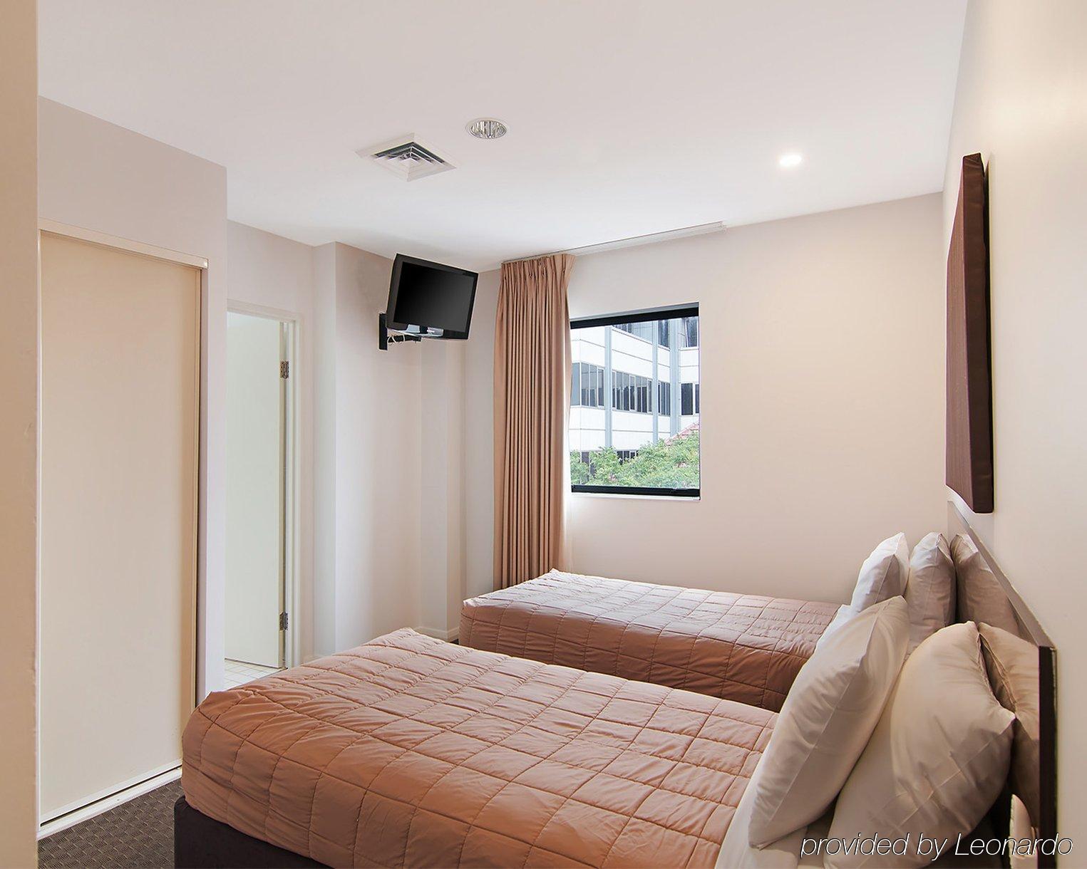 Boulevard On Beaumont Newcastle Exterior foto